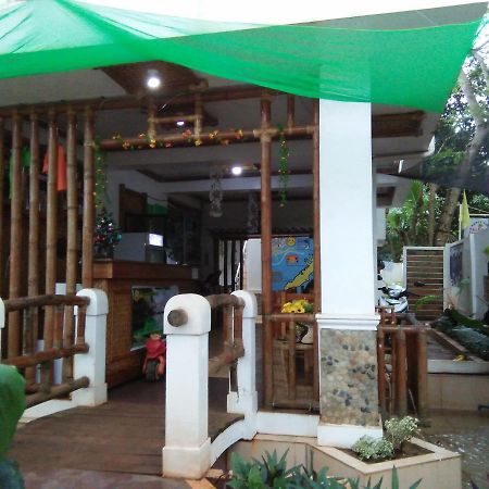 Hotel Happy Time Palawan à Puerto Princesa Extérieur photo