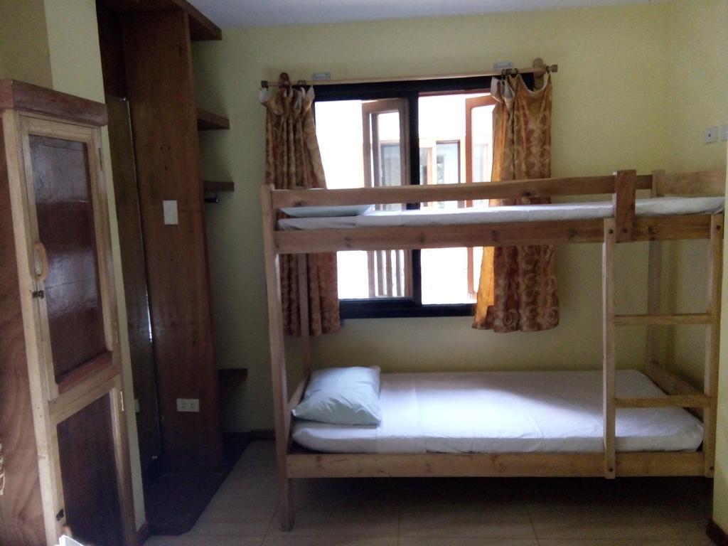 Hotel Happy Time Palawan à Puerto Princesa Extérieur photo