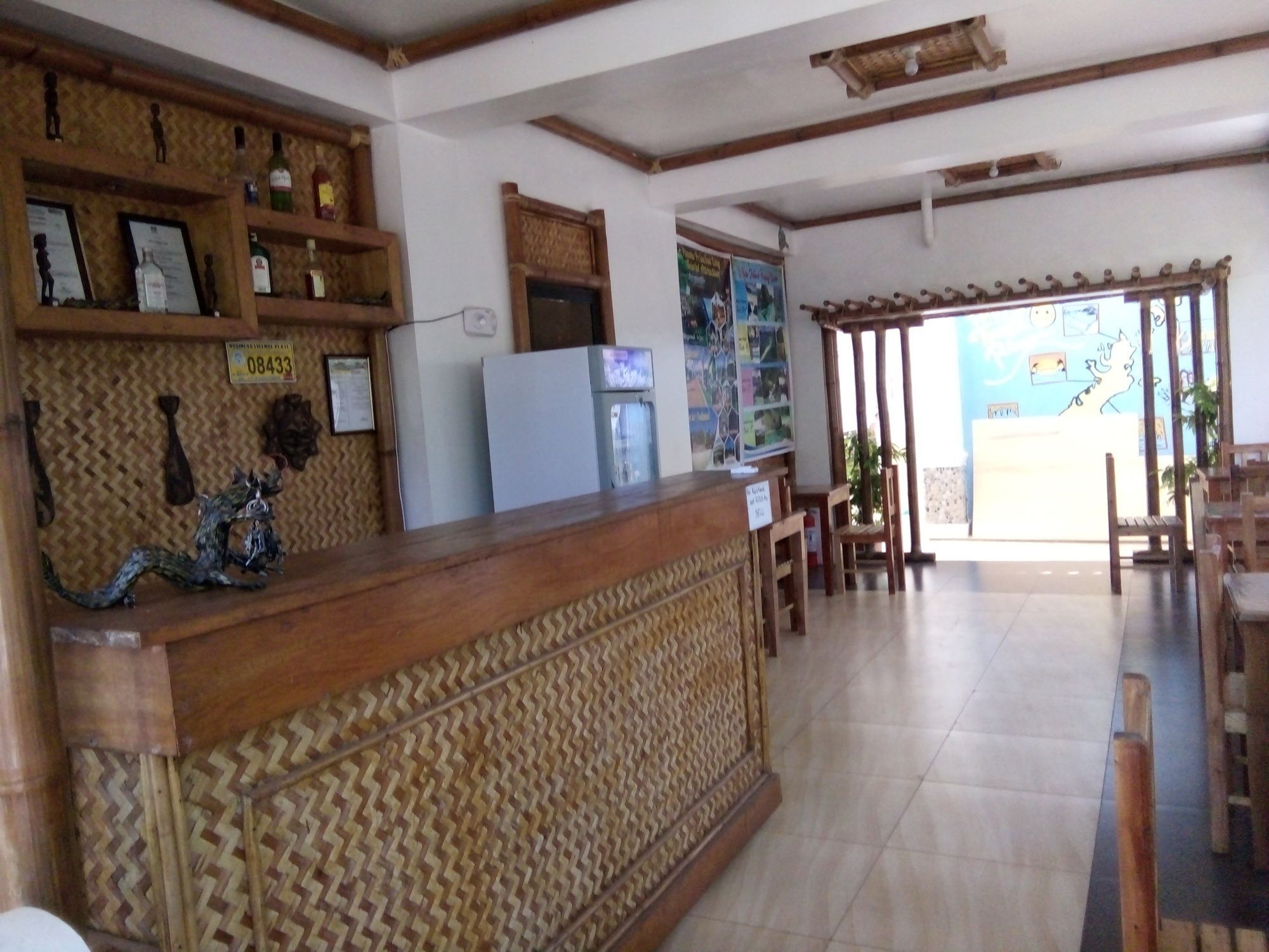 Hotel Happy Time Palawan à Puerto Princesa Extérieur photo